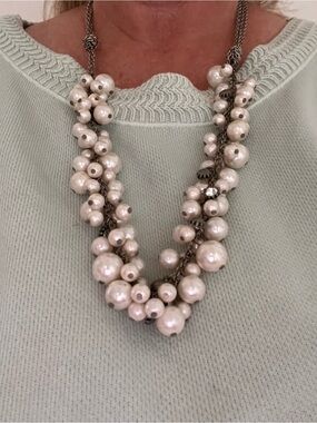 Pearl Cluster Statement Necklace - White